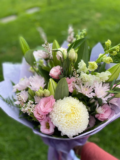 FLORIST CHOICE Bouquet Pastels