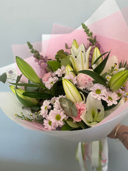 FLORIST CHOICE Bouquet Pastels